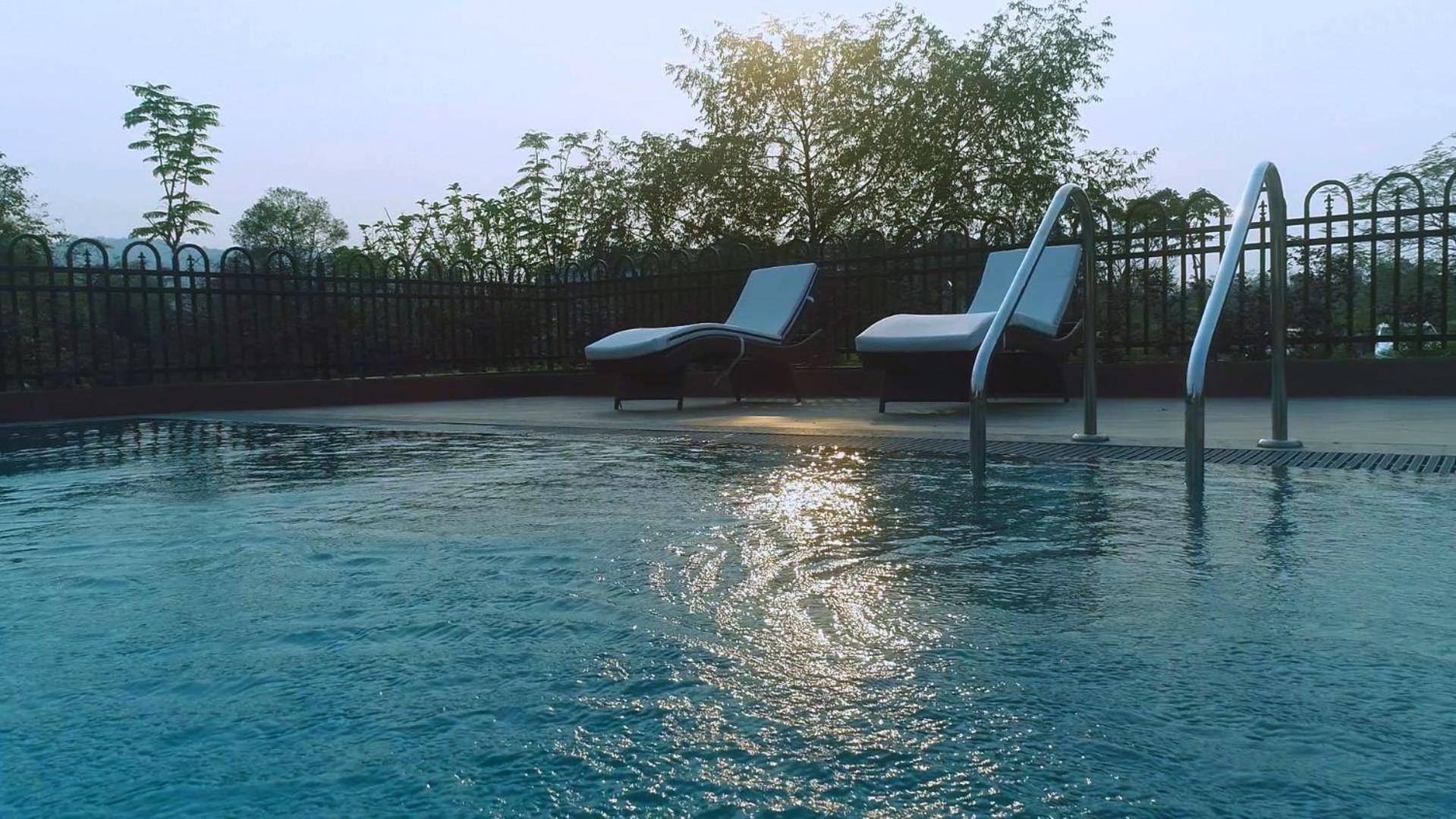 Vaani Greens Wildlife Resort, Kaziranga Kuthari Kültér fotó